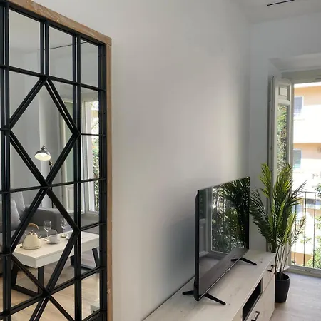 Pinar Centro - Ferrandiz Apartment Malaga